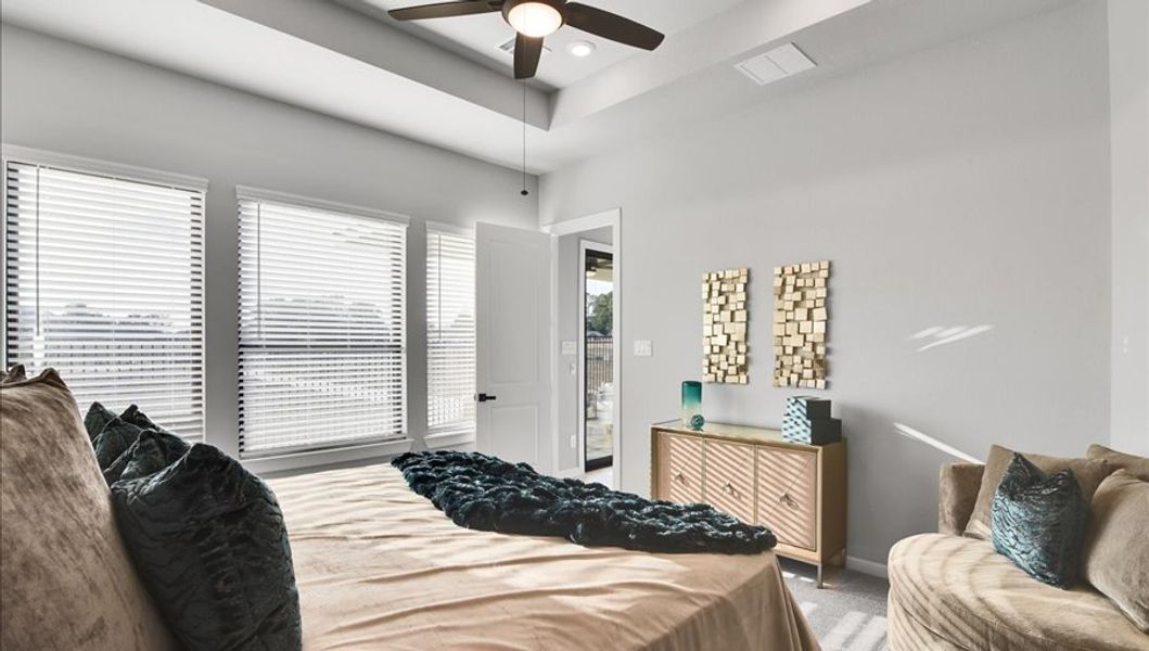 Furnished interior in a model home at Summer Place  35' in Montgomery (Image 58).