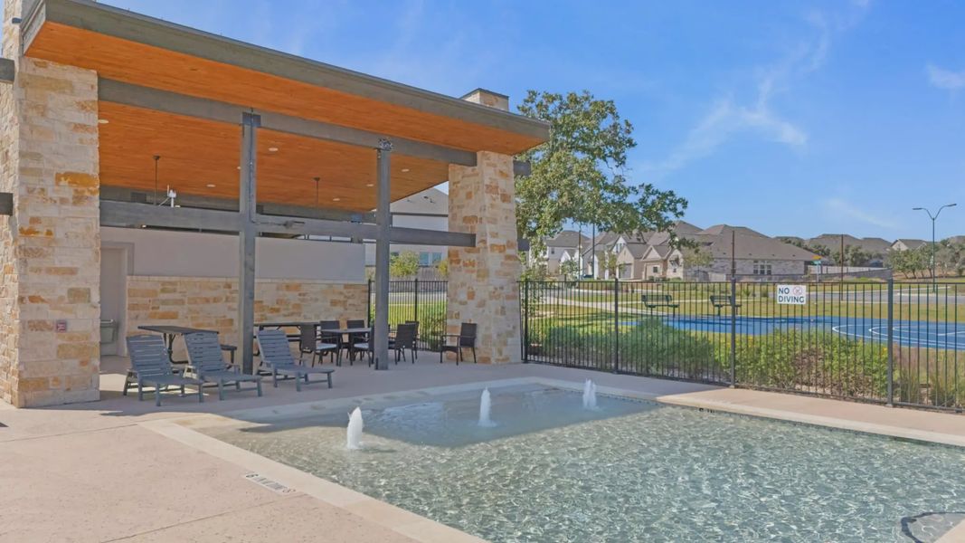 Community amenity available to residents of Crescent Bluff in Georgetown (Image 13).