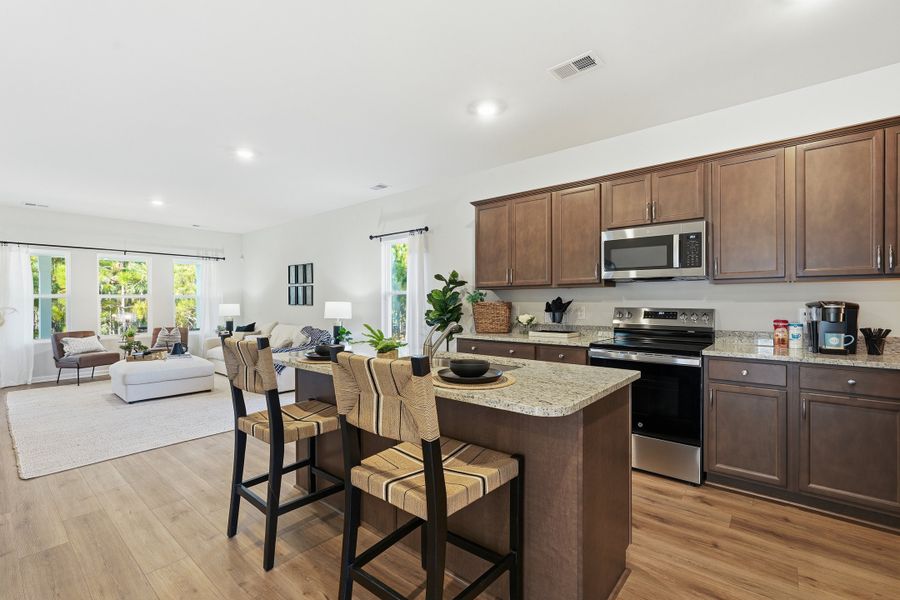 Howard | Kitchen