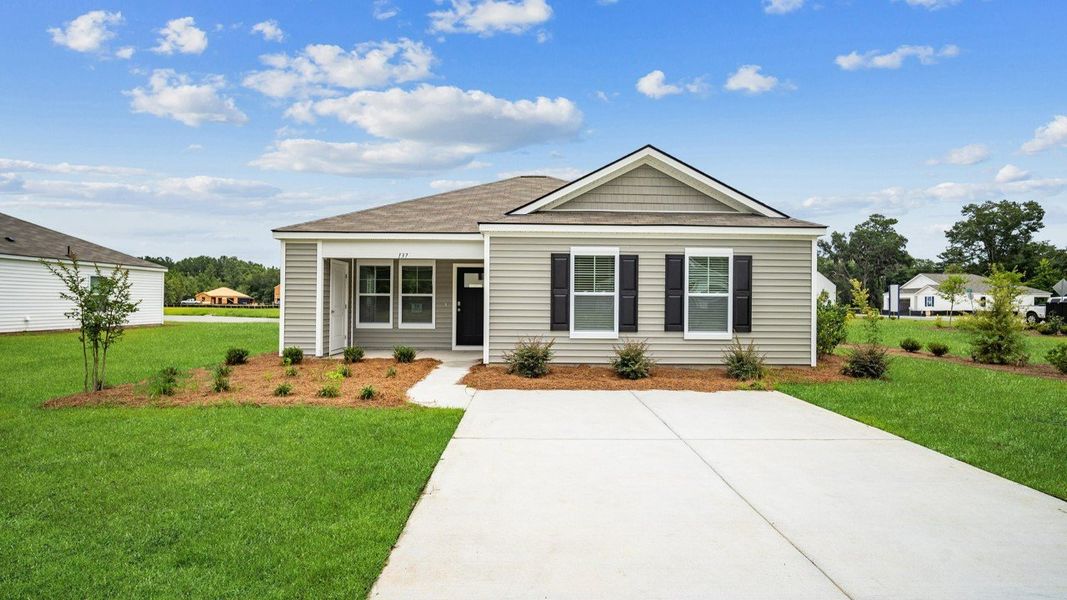 Front exterior of a home in the Cobblestone Village community, located in Savannah, GA (Image 18).