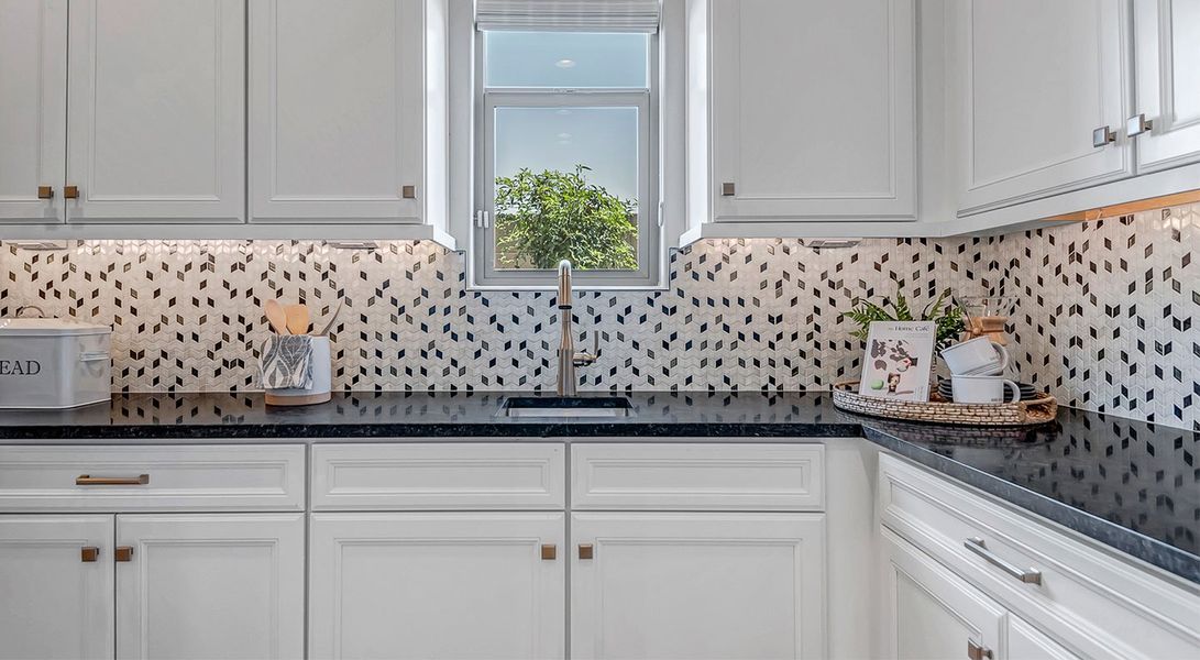 A showcase of a new construction home by Woodside Homes, highlighting their design and quality (Image 33).