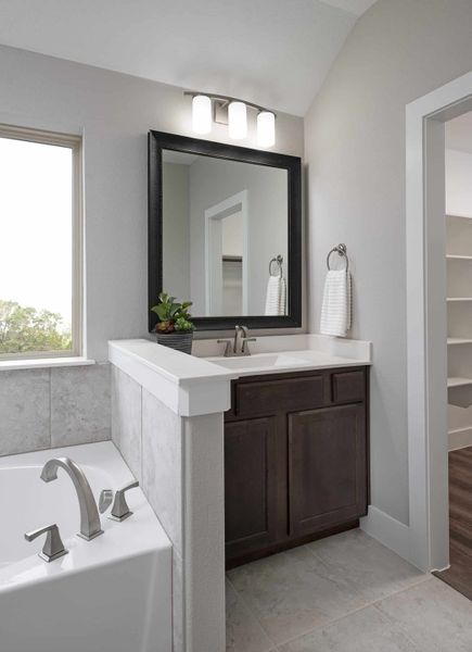 Image 14 of the Stark Farms community in Denton, TX.