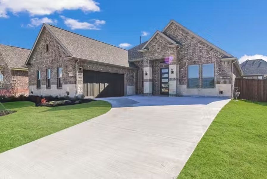 Image 4 of the Stone Creek community in Forney, TX.