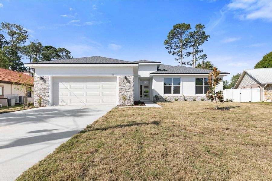 Front exterior of a home in the Ocala Waterways community, located in Ocala, FL (Image 5).