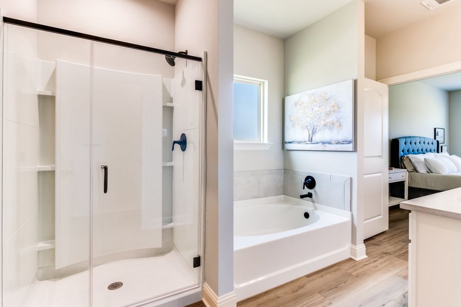 Furnished interior in a model home at Eagle Pointe in Pensacola (Image 10).