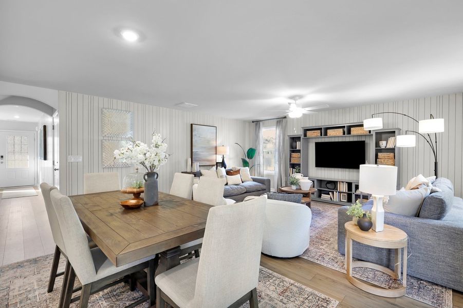 Lancaster | Great Room & Eat-In