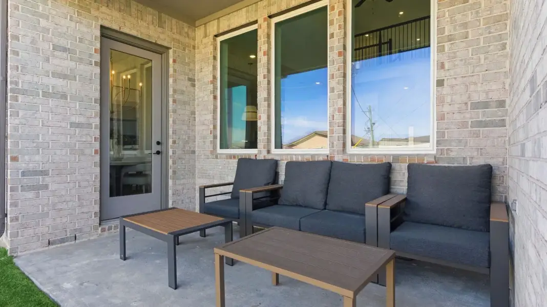 Exterior details of a home in Alexander 65' Homesites, Pearland (Image 19).