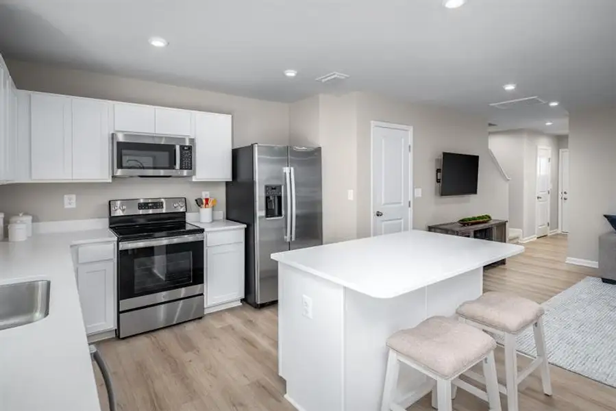 All appliances, even washer/dryer, included to make your move even easier.