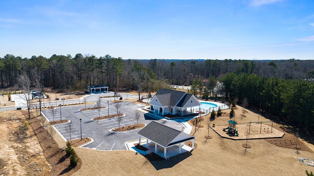 Community amenity available to residents of Oaks at Cedar Grove in Fairburn (Image 17).