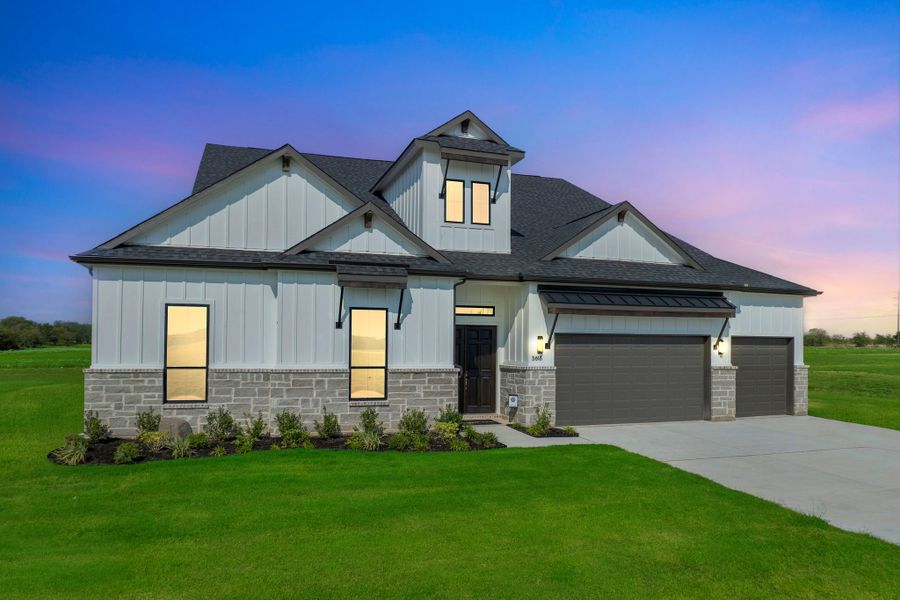 Front exterior of a home in the Highland Crossing community, located in Celina, TX (Image 4).