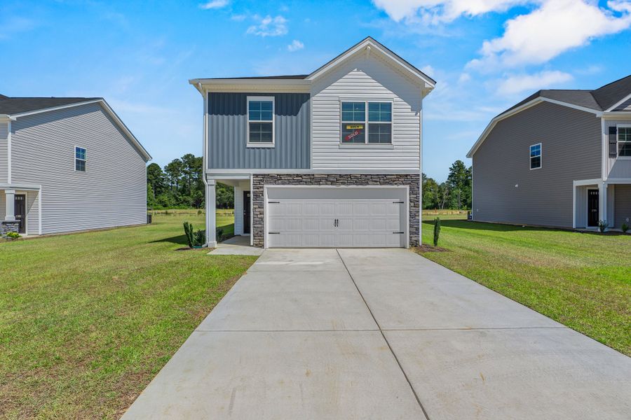 Exterior details of a home in Reserves at Mill Creek, Columbia (Image 3).