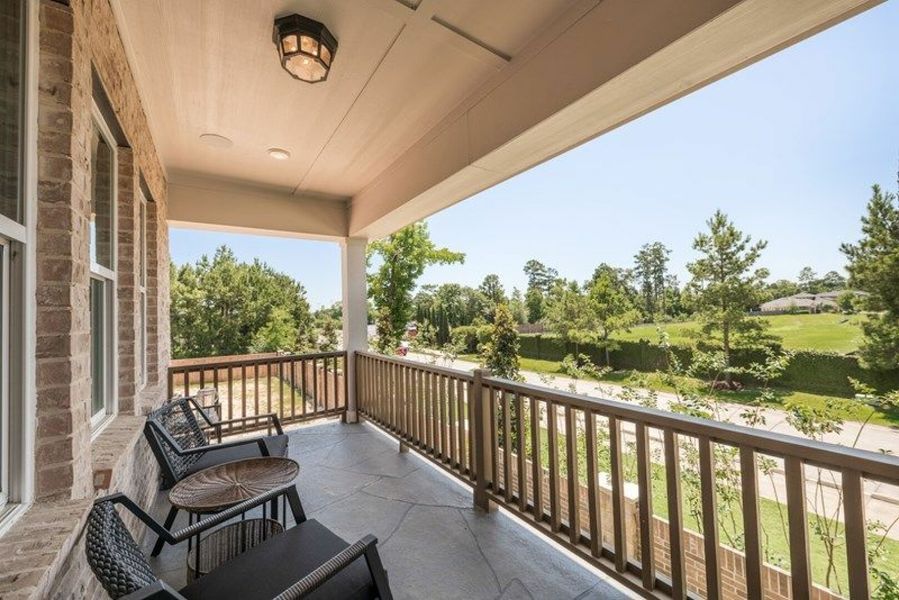 Image 10 of the Wellman Manor community in Shenandoah, TX.