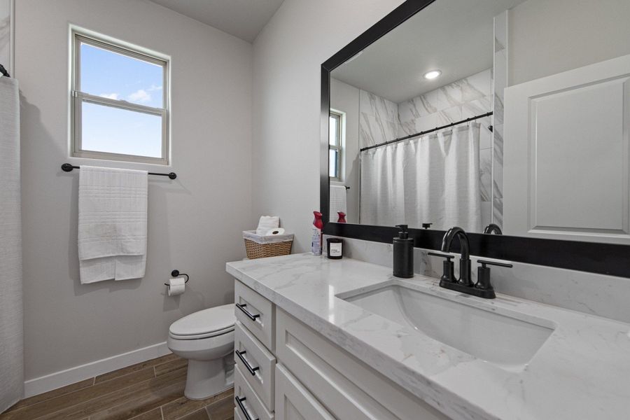 Furnished interior in a model home at Paloma Ranch in Harlingen (Image 37).