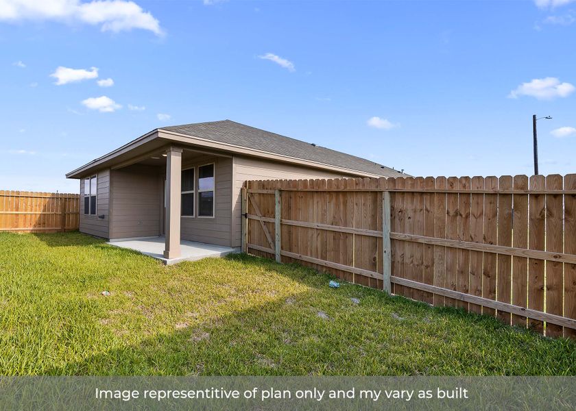Exterior details of a home in Ranch View, Corpus Christi (Image 4).