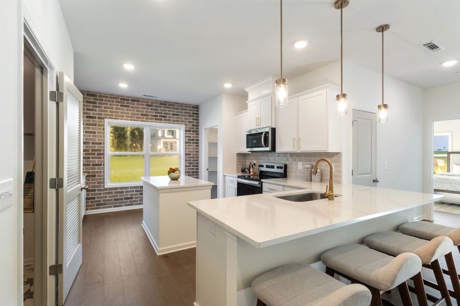 Wisteria II - Kitchen Wisteria II - Kitchen