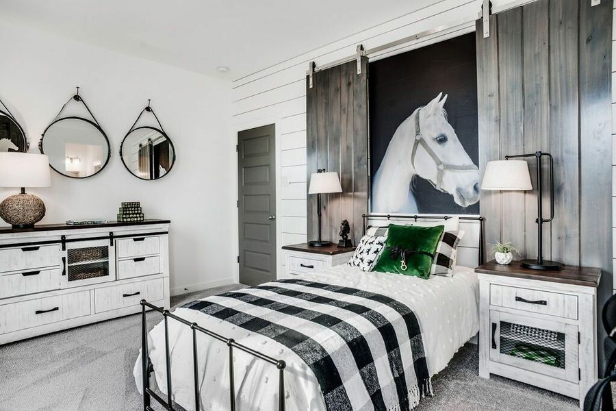 Image 56 of the Arrowbrooke 60s community in Aubrey, TX.