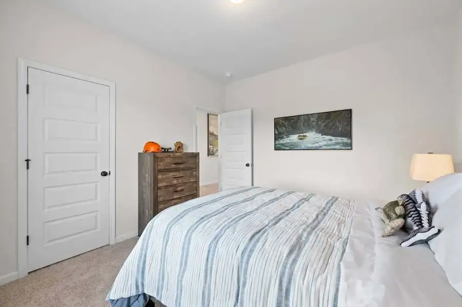The Buford II Secondary Bedroom | Pineworth Landing | Macon, GA