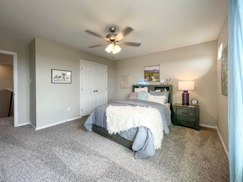 Furnished interior in a model home at Villas San Agustin in Laredo (Image 14).