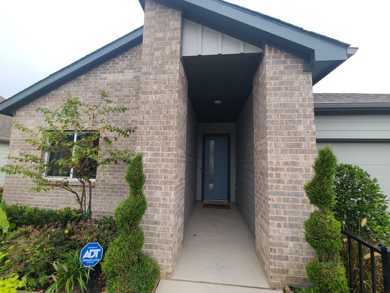 A welcoming brick home with landscaped entry in Eagle Creek by D.R. Horton (Denton, TX). A welcoming brick home with landscaped entry in Eagle Creek by D.R. Horton (Denton, TX).