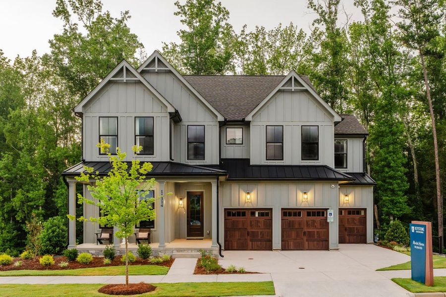 Front exterior of a home in the Edgewater on Lake Tillery community, located in Norwood, NC (Image 3).