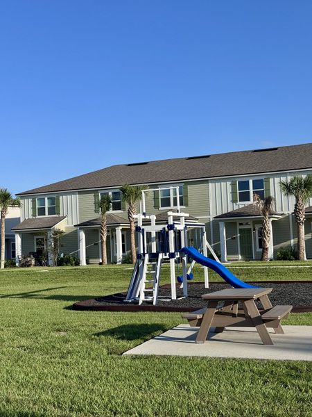 A beautiful community with a playground in Kindlewood Forest by D.R. Horton (Middleburg, FL). A beautiful community with a playground in Kindlewood Forest by D.R. Horton (Middleburg, FL).