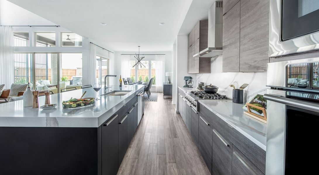 Image 5 of the Ridgeview Crossing community in Allen, TX.