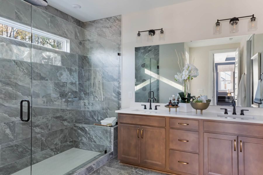 Image 17 of the King’s Grant community in Apex, NC.