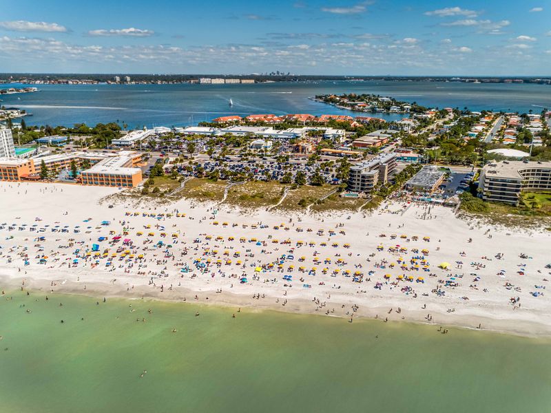 Image 15 of the Isles At Bayview community in Parrish, FL.