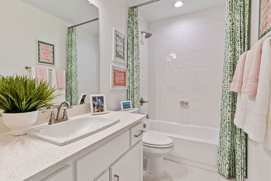 American Legend Homes' 40' model in Wellington - Secondary Bathroom American Legend Homes' 40' model in Wellington - Secondary Bathroom