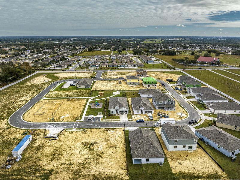 Image 40 of the Calabay Crossing community in Haines City, FL.