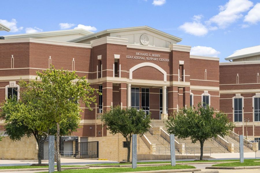 Image 12 of the Enclave at Bear Creek community in Katy, TX. Image 12 of the Enclave at Bear Creek community in Katy, TX.