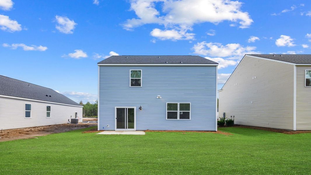 Exterior details of a home in The Lakes at North Glynn, Brunswick (Image 25).