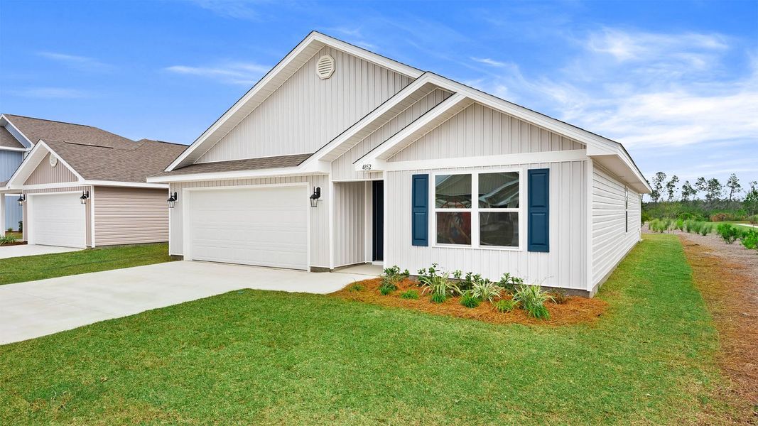 Front exterior of a home in the Titus Park community, located in Panama City, FL (Image 27).