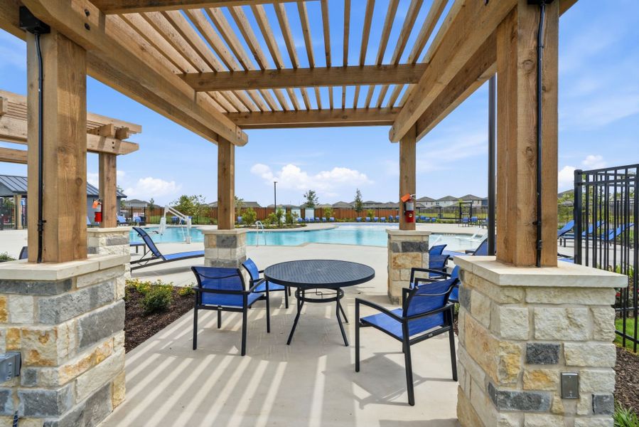 Lounge at the Pool! Lounge at the Pool!