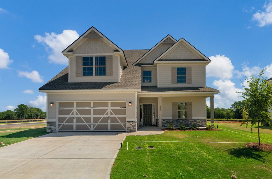 Front exterior of a home in the Juliette Crossing community, located in Forsyth, GA (Image 17).