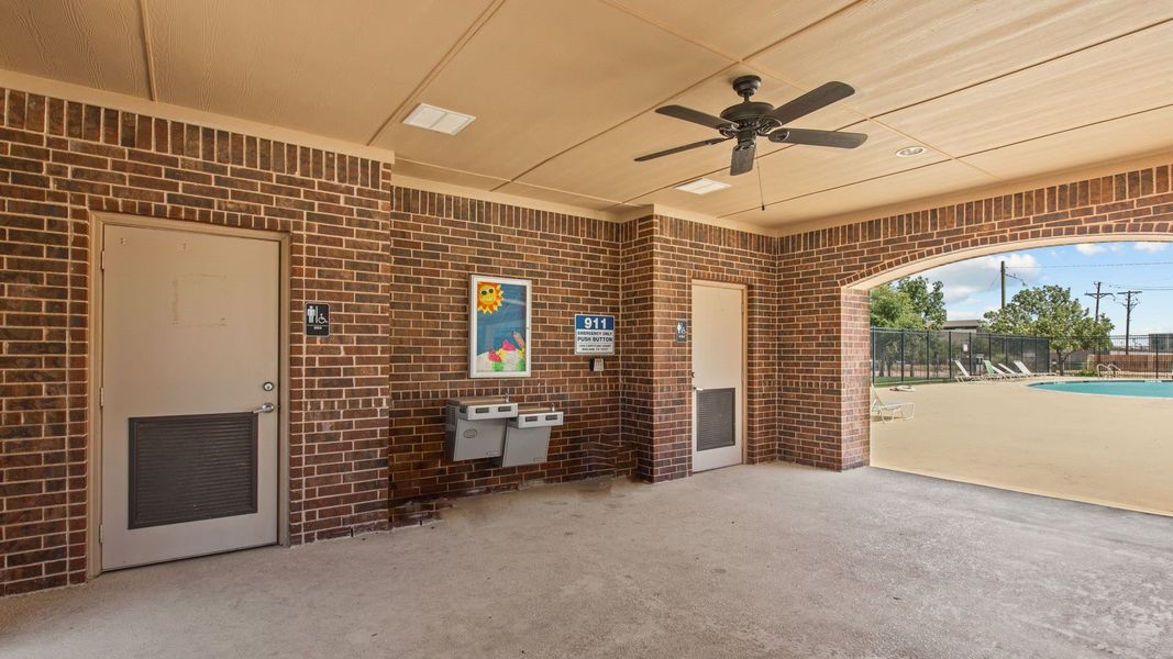 Exterior details of a home in Legacy South, Midland (Image 16).
