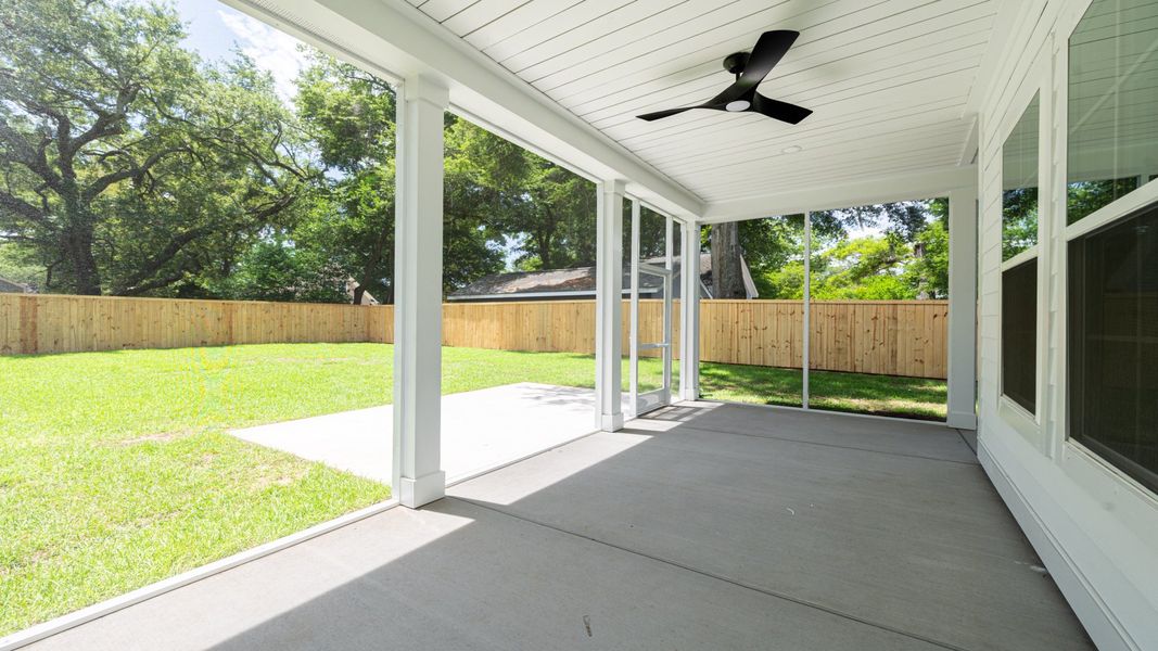 Exterior details of a home in Bayview Acres, Mount Pleasant (Image 10).