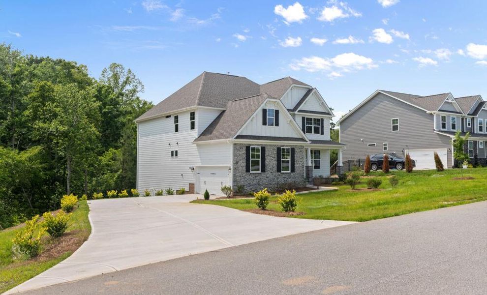 Front exterior of a home in the Carraway community, located in Greensboro, NC (Image 7).