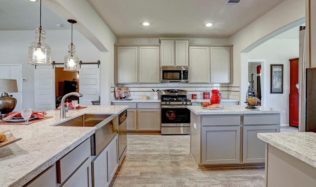 Image 9 of the Kodiak Crossing community in Crosby, TX.