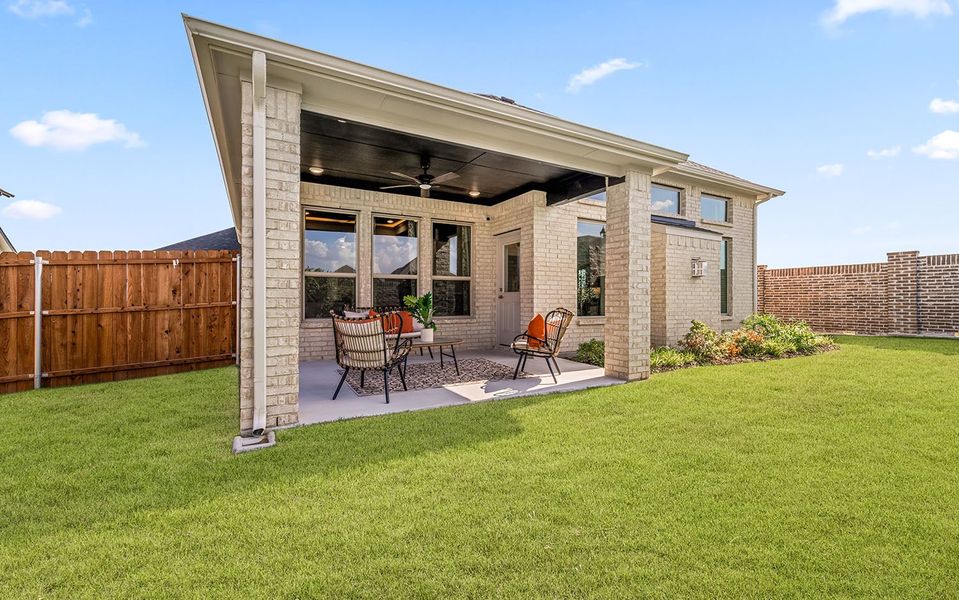 Exterior details of a home in Westridge, McKinney (Image 2).