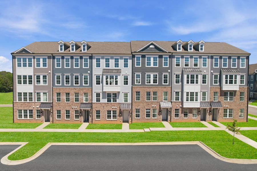 Condo located in Grove 98, Wake Forest, highlighting architectural design (Image 6).