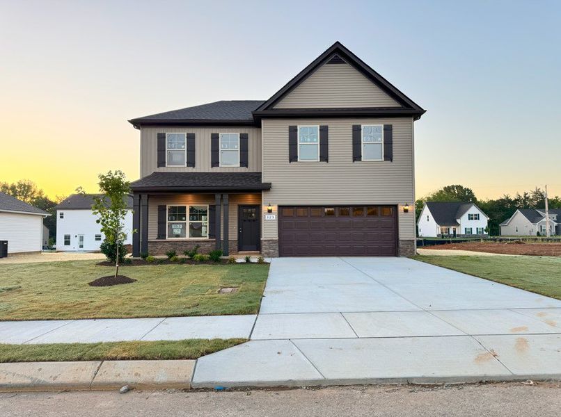 Choose from a variety of 3 and 4 bedrooms!