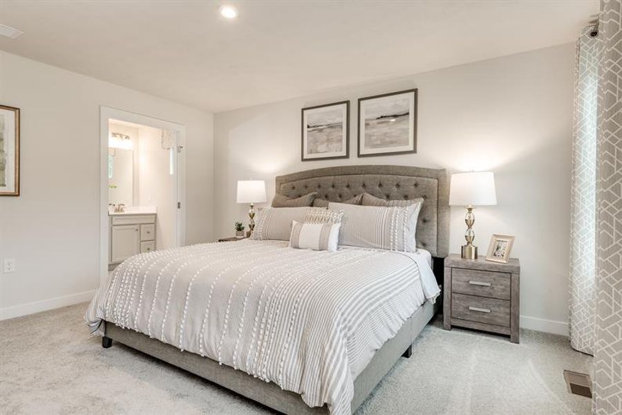 Enjoy single‑level ease—your bedroom is finally right where it belongs. Enjoy single‑level ease—your bedroom is finally right where it belongs.