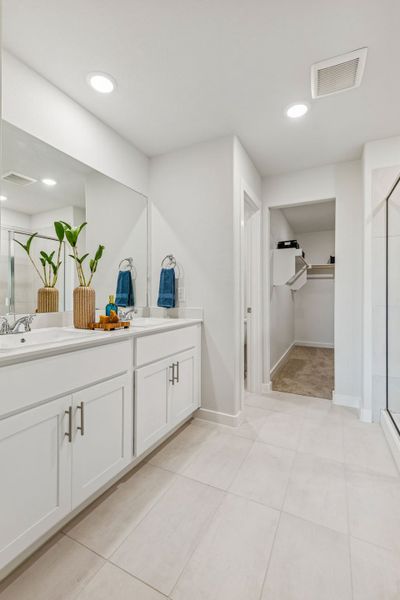 Primary Bathroom in a Terra Vella Hayden Model Home in Fort Worth TX by Trophy Signature Homes