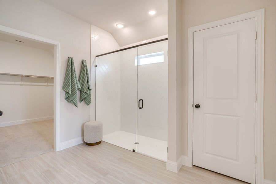 Furnished interior in a model home at Creekside in Royse City (Image 72).