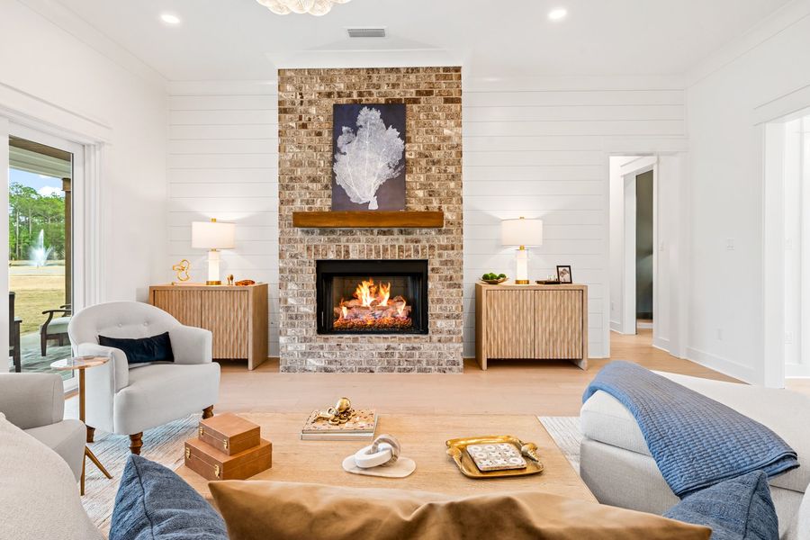 Steamboat Landing - Freeport, FL - Salt & Pine Luxury Homes - DSLD Homes - Brentwood II H - Living Room