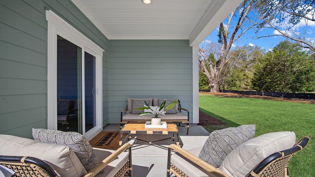 Exterior details of a home in Fernhill Farms, Statesboro (Image 4).