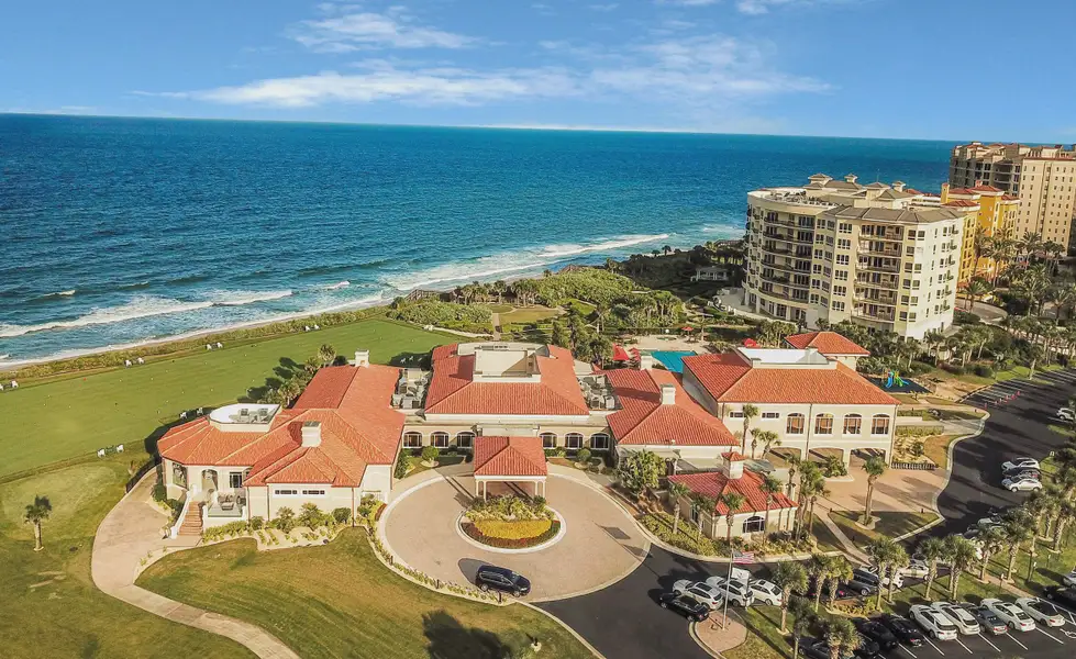 Condo located in Oasis at Hammock Dunes, Palm Coast, highlighting architectural design (Image 6).