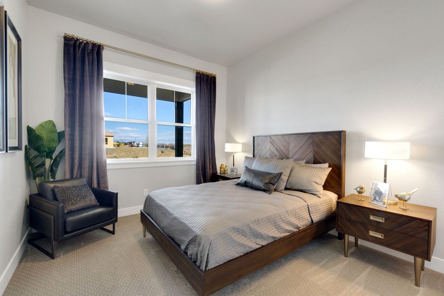 The Aurora Highlands,80019