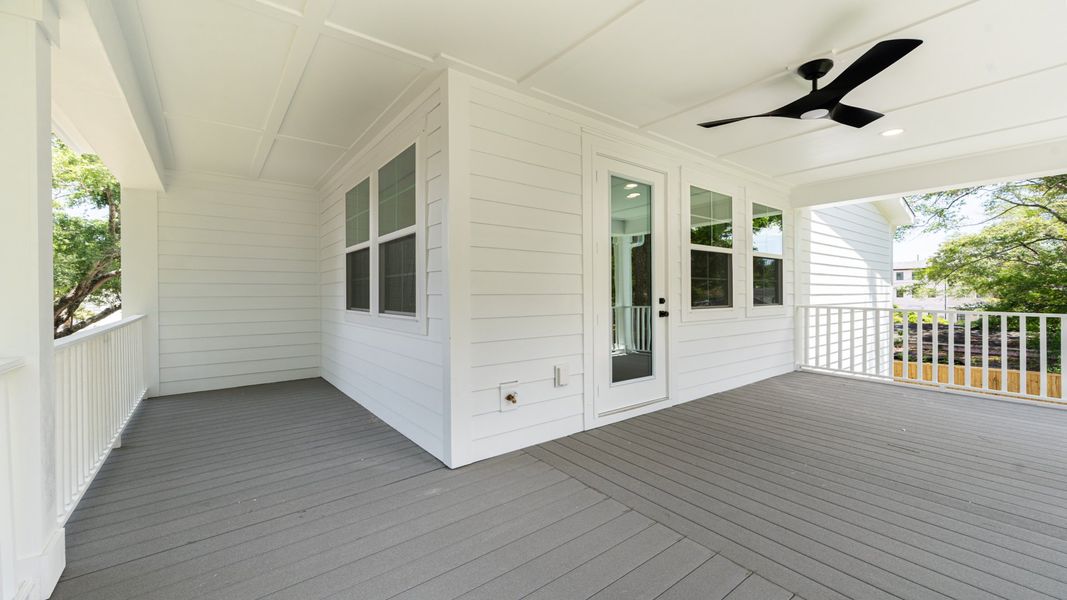 Exterior details of a home in Bayview Acres, Mount Pleasant (Image 11).